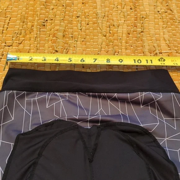 M She Beest Bike Shorts - Picture 5 of 7